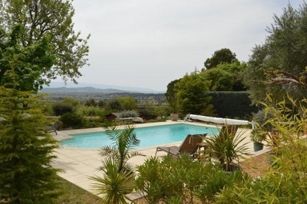 Gite L'Escapade Saint-Saturnin-d'Apt Exterior foto