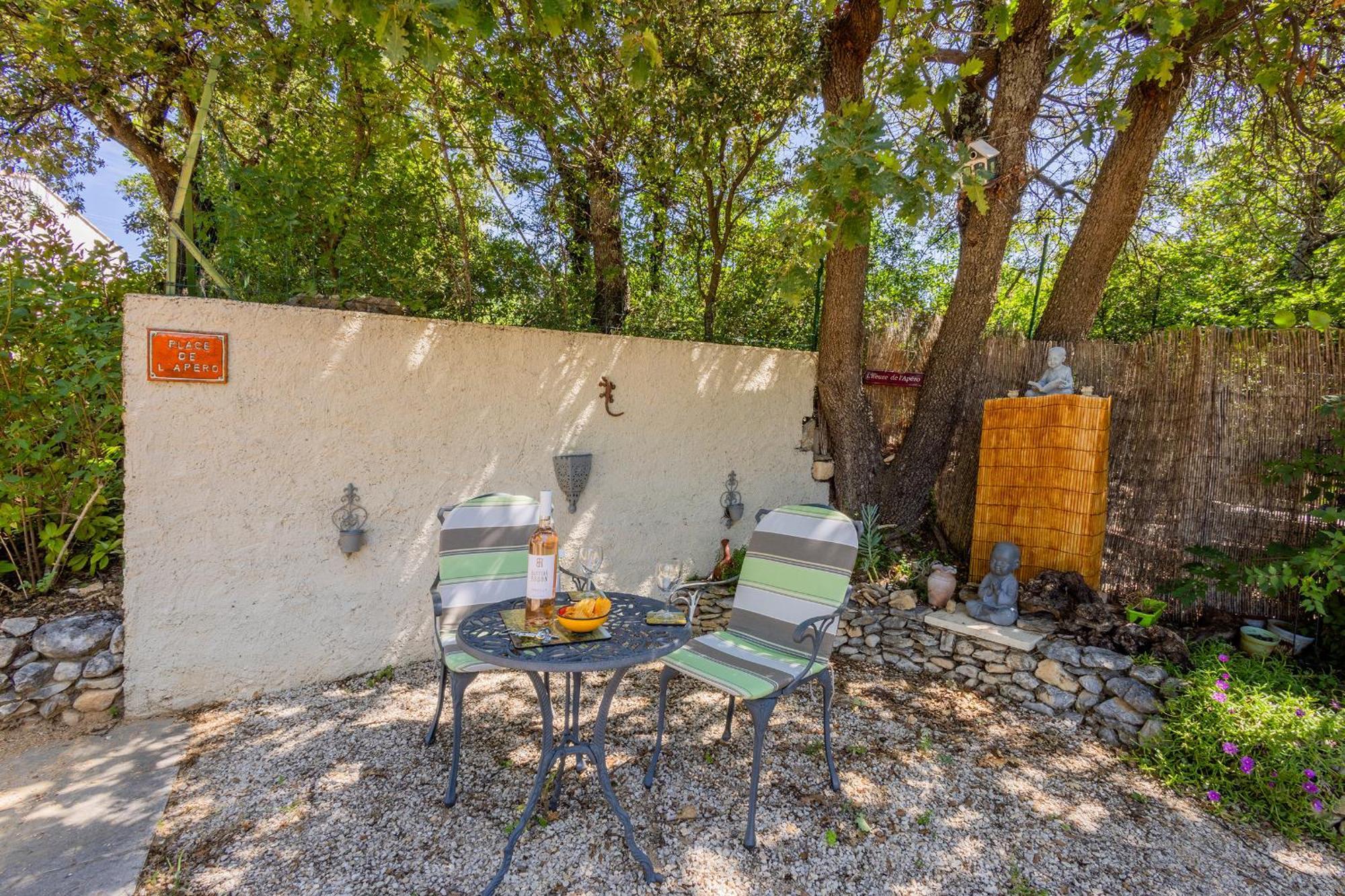 Gite L'Escapade Saint-Saturnin-d'Apt Exterior foto